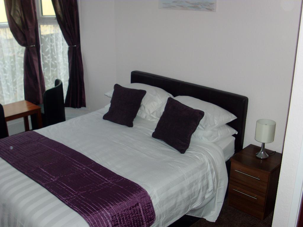 Lockinbar Holiday Apartments Tenby Cameră foto