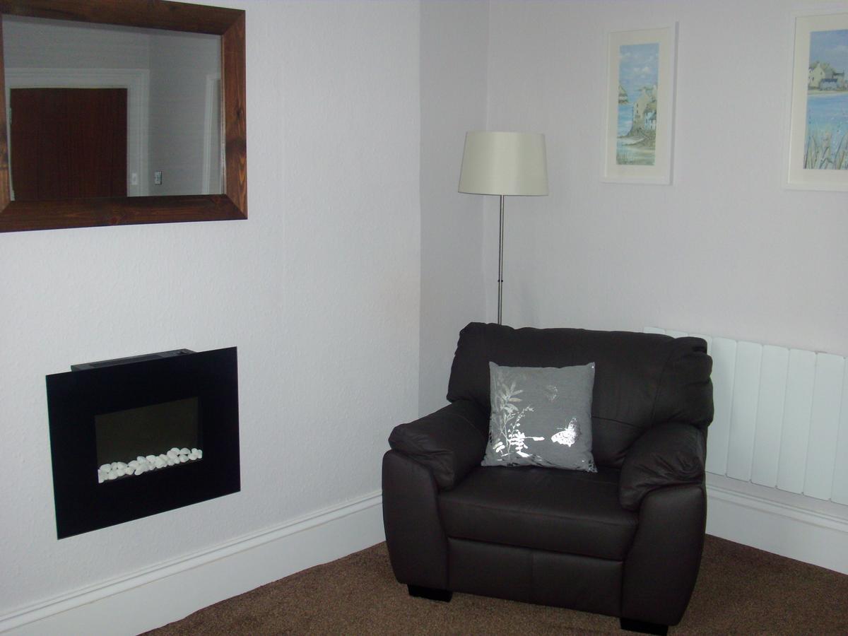 Lockinbar Holiday Apartments Tenby Exterior foto